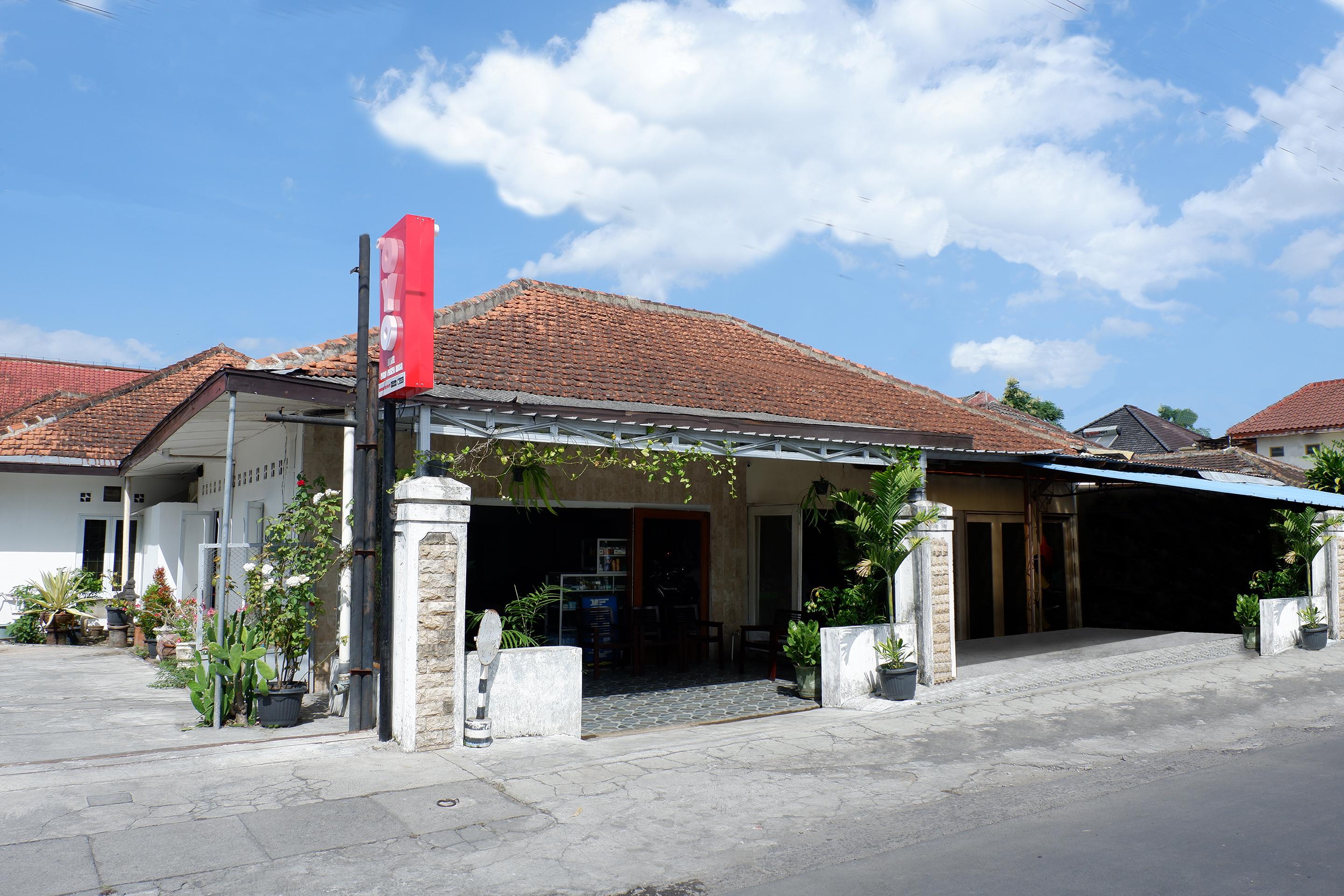 Oyo 1196 Hotel Pura Puspa Rosa Maguwo Luaran gambar